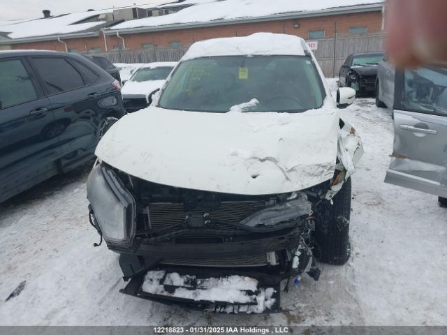 5N1AT2MV4HC851995 Nissan Rogue Sv/sl