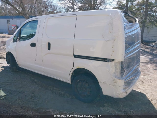 3N6CM0KN9HK704600 Nissan 2017