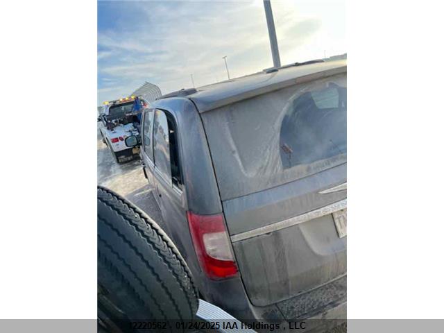 2C4RC1BGXFR751331 Chrysler Town and Country