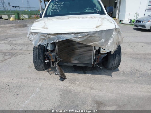 1N6AD0CW0JN744126 Nissan 2018