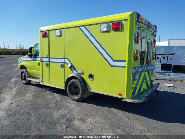Ford 2017 2017 1FDWE3FS4HDC19758 Image 3