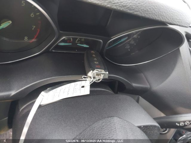 1FMCU9GD2KUB89997 Ford ESCAPE SE