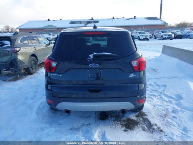 1FMCU9GD2KUB89997 Ford ESCAPE SE