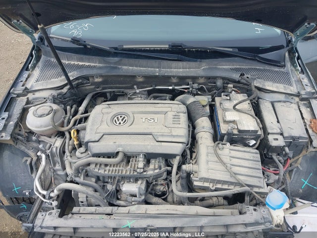 3VWG17AU6JM293257 Volkswagen Golf