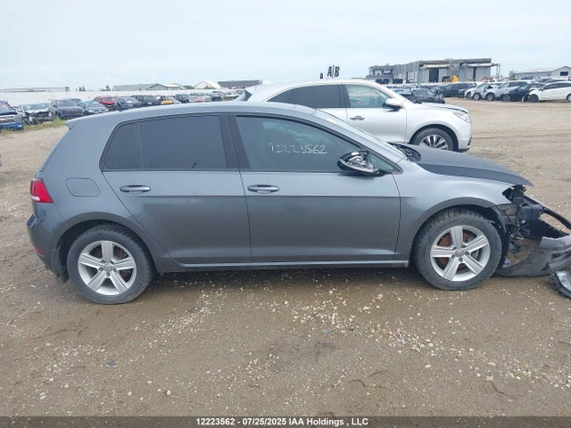 3VWG17AU6JM293257 Volkswagen Golf