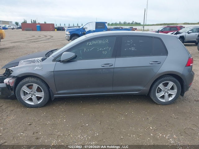 3VWG17AU6JM293257 Volkswagen Golf
