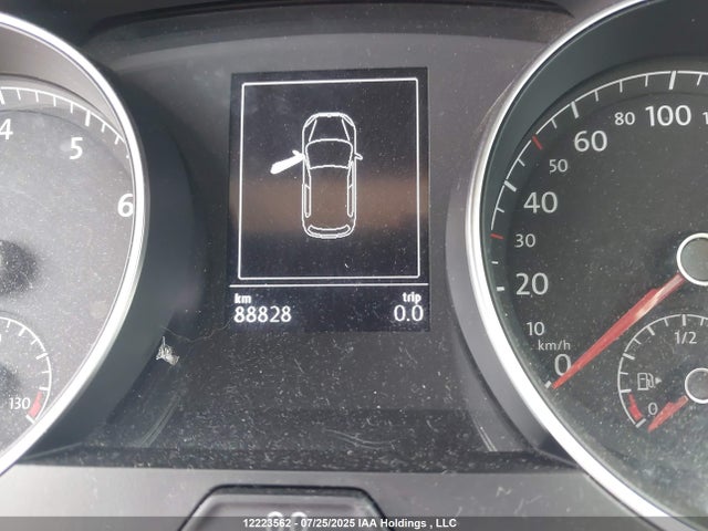 3VWG17AU6JM293257 Volkswagen Golf