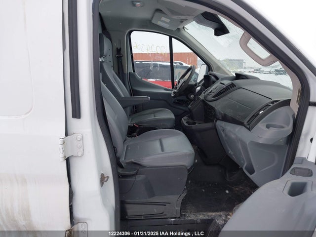 Ford 2018 2018 1FTYE1ZG3JKA18136 Image 5