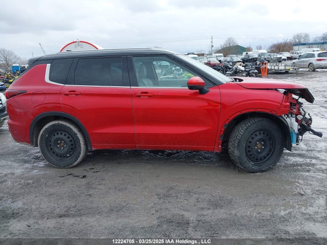 Mitsubishi Outlander 2023 JA4J4VA89PZ605421 Image 14