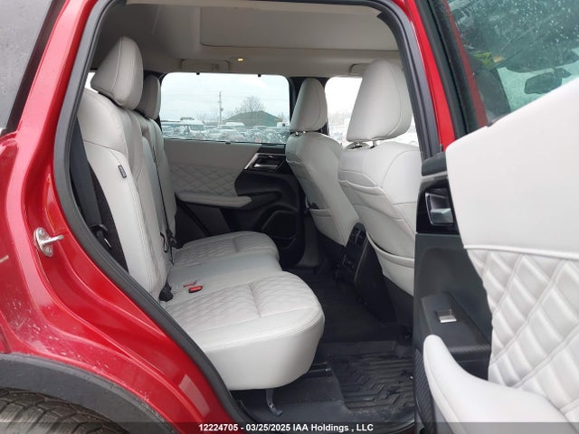 Mitsubishi Outlander 2023 JA4J4VA89PZ605421 Image 8
