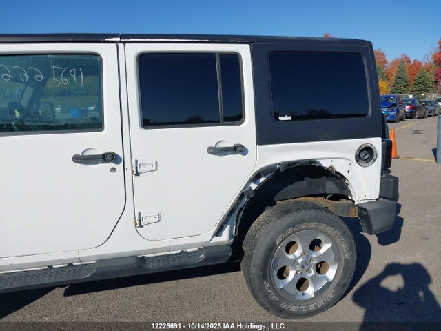 1C4BJWEG9GL148431 Jeep 2016