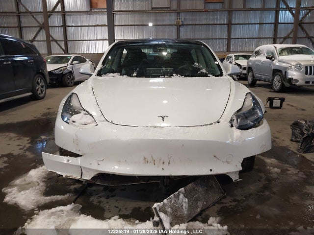 5YJ3E1EA5LF704108 Tesla MODEL 3