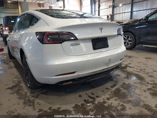 5YJ3E1EA5LF704108 Tesla MODEL 3