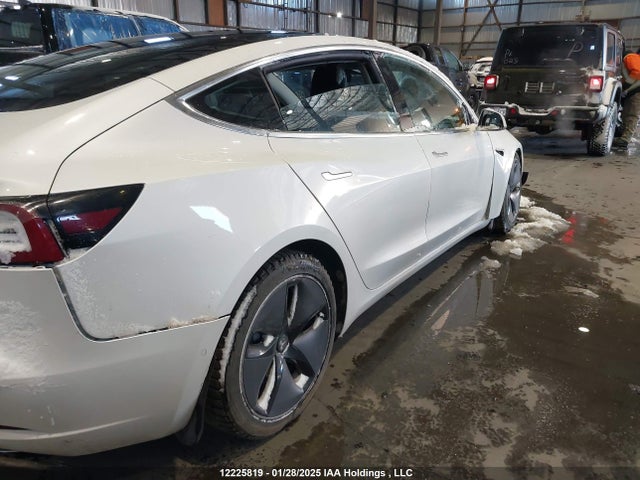 5YJ3E1EA5LF704108 Tesla MODEL 3