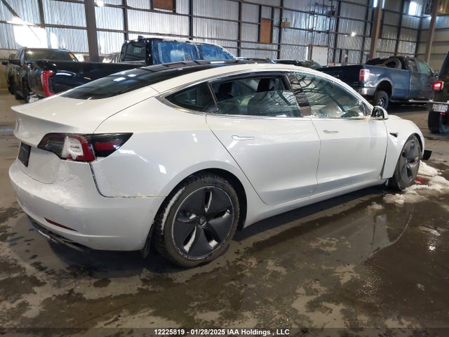 5YJ3E1EA5LF704108 Tesla MODEL 3