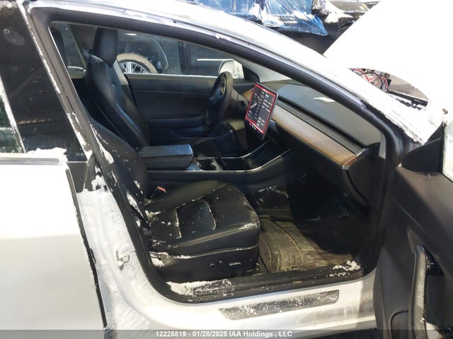 5YJ3E1EA5LF704108 Tesla MODEL 3