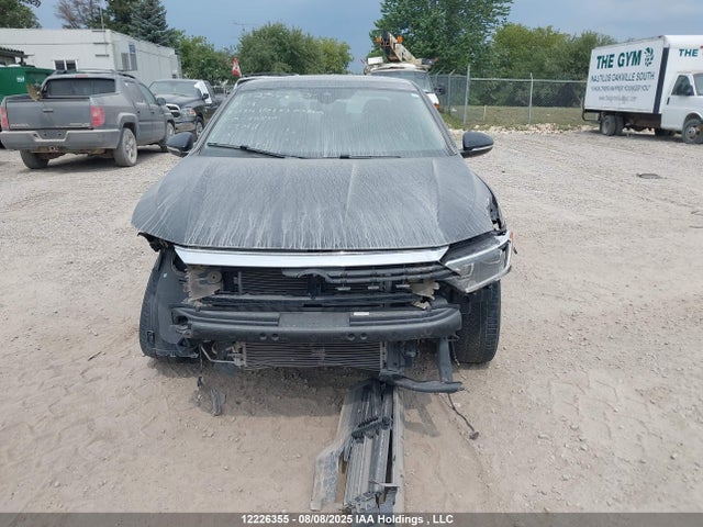 3VWGM7BU8RM012111 Volkswagen tsi