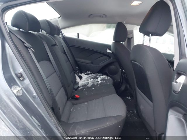 3KPFL4A77JE205277 KIA mpi nu