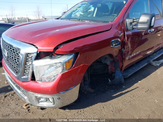1N6BA1F44GN501912 Nissan 2016