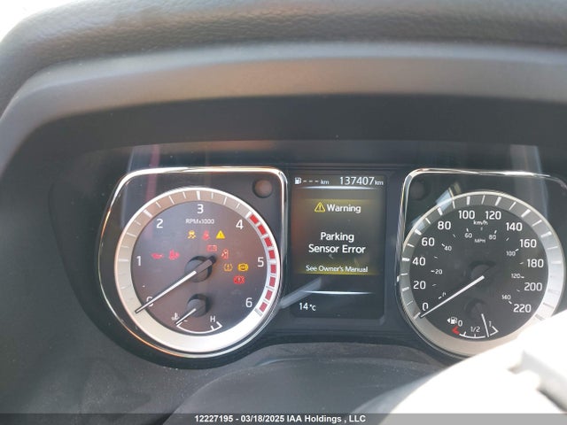1N6BA1F44GN501912 Nissan 2016