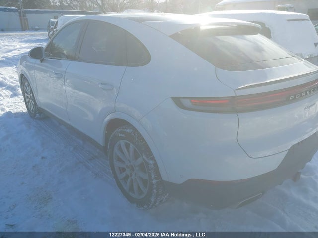 Porsche Cayenne 2024 WP1BA2AY4RDA49227 Image 3