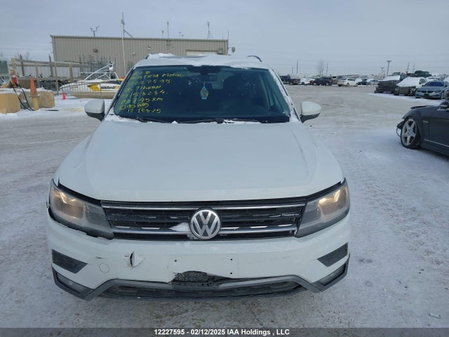 3VV2B7AXXJM153234 Volkswagen Tiguan Comfortline