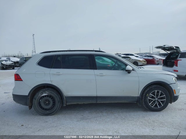 3VV2B7AXXJM153234 Volkswagen Tiguan Comfortline