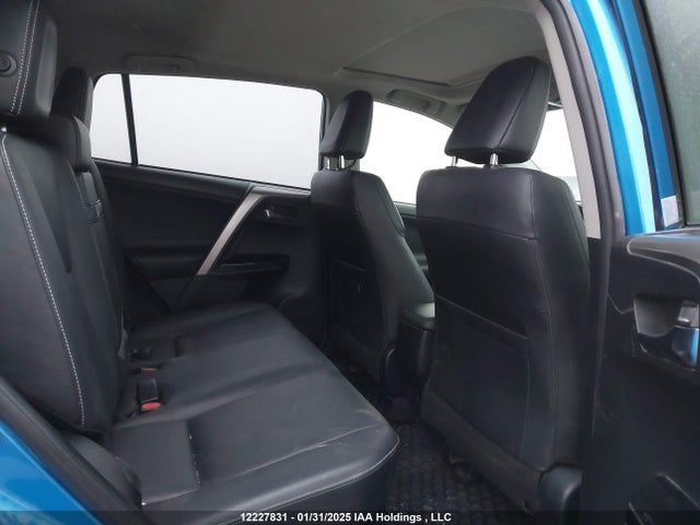JTMDJREV0GD021134 Toyota 2ar-fxe, 2jm+2fm