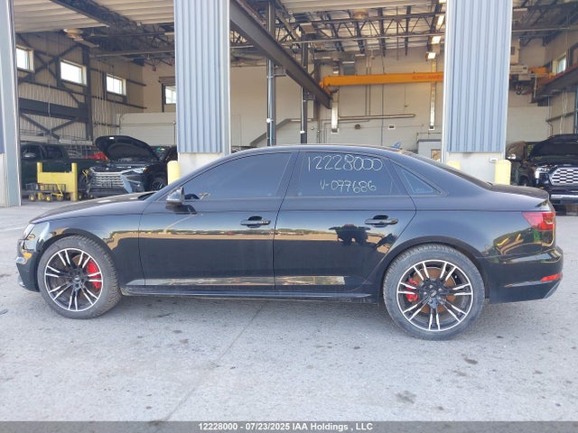 WAUANAF45JA077686 Audi 2018