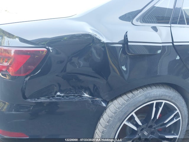 WAUANAF45JA077686 Audi 2018
