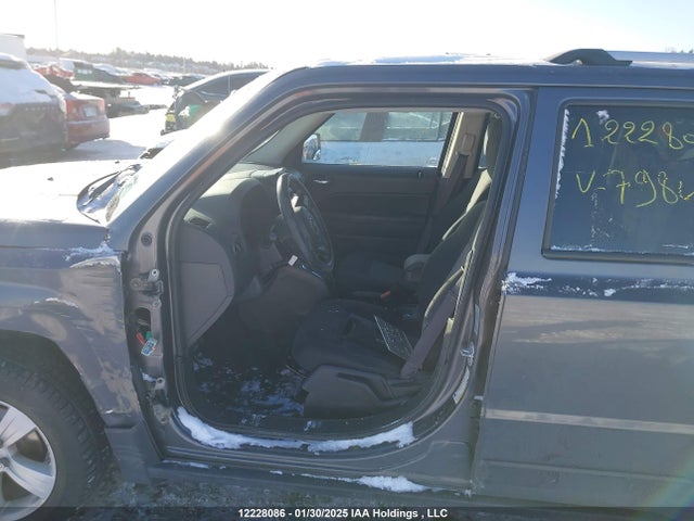 1C4NJRAB4GD798433 Jeep Patriot