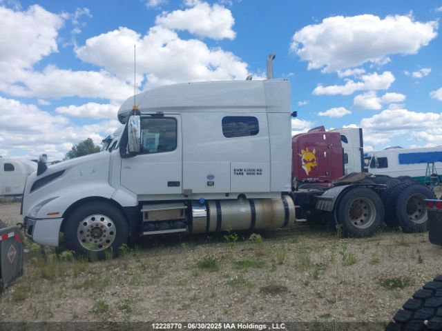 4V4NC9TJ7LN223458 Volvo isx15l