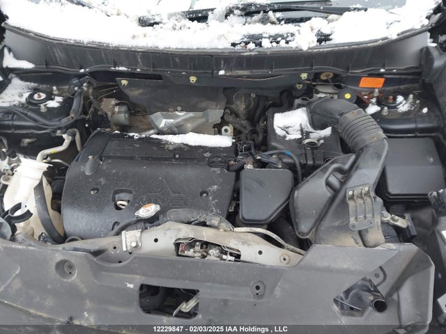 JA4AJVAW6MU605618 Mitsubishi mivec