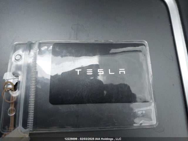 5YJ3E1EA4PF482070 Tesla MODEL 3