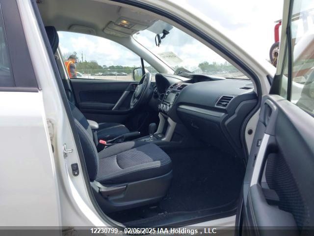 JF2SJEBC4JH564569 Subaru Forester 2.5i