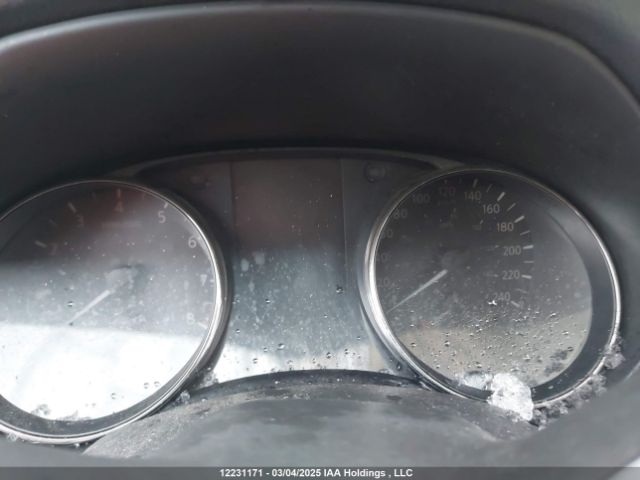 JN1BJ1CR0KW314840 Nissan QASHQAI