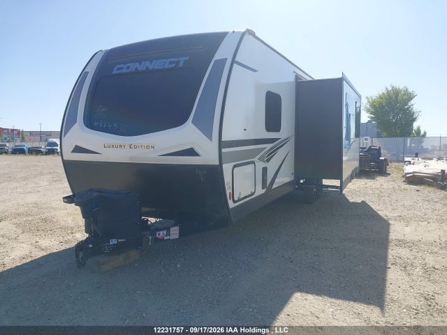 Trailer Connect 2022 4EZTL3027N7051161 Image 2