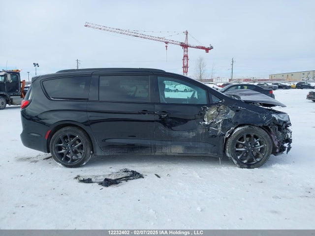 Chrysler Pacifica Touring L 2024 2C4RC1BG9RR171282 Image 14