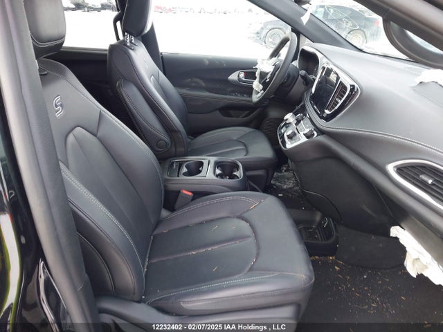 Chrysler Pacifica Touring L 2024 2C4RC1BG9RR171282 Image 5