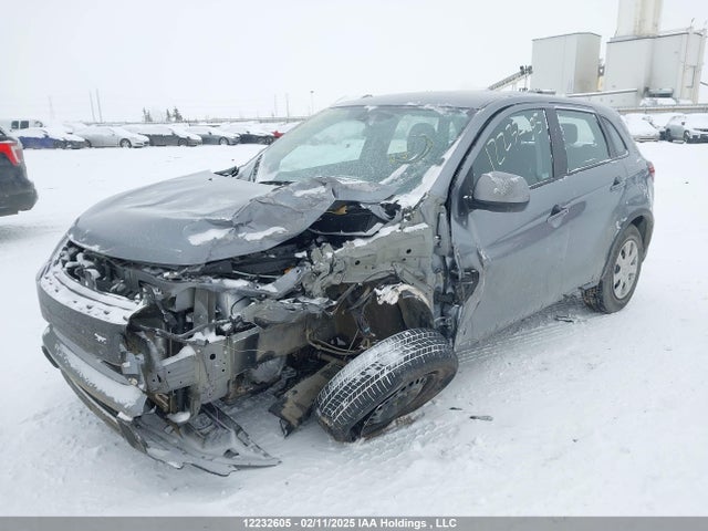 JA4AJUAU8PU606380 Mitsubishi RVR ES