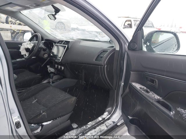 JA4AJUAU8PU606380 Mitsubishi RVR ES