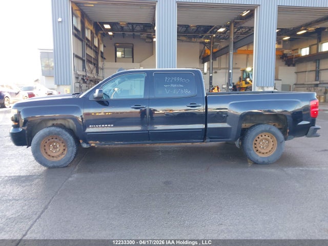 Продажа на аукционе авто 2018 Chevrolet Silverado K1500 Lt, vin: 3GCUKREC2JG175186, номер лота: 12233300