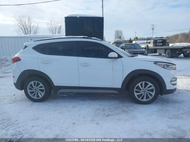 12233760 :رقم المزاد ، KM8J3CA40JU768307 vin ، 2018 Hyundai Tucson Se 2.0l مزاد بيع