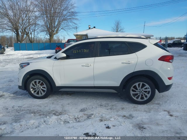 12233760 :رقم المزاد ، KM8J3CA40JU768307 vin ، 2018 Hyundai Tucson Se 2.0l مزاد بيع
