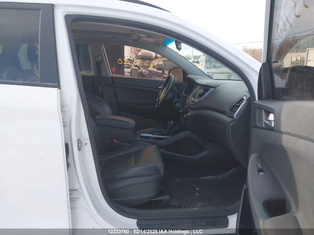 12233760 :رقم المزاد ، KM8J3CA40JU768307 vin ، 2018 Hyundai Tucson Se 2.0l مزاد بيع