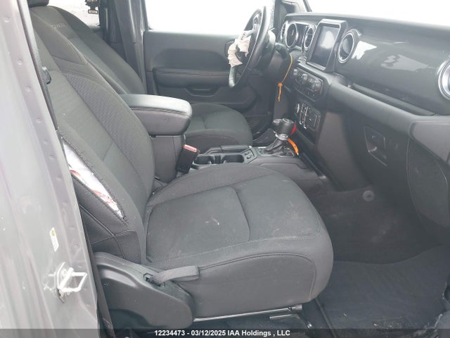 1C4HJXEN7MW814324 Jeep Wrangler