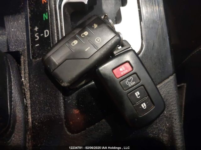 JTMDJREV3GD025016 Toyota 2ar-fxe, 2jm+2fm