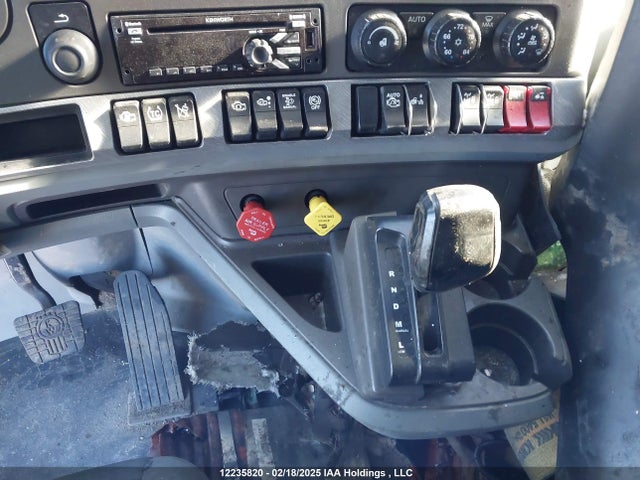 1XKYDP9X1JJ994612 Kenworth Mx/mx-13