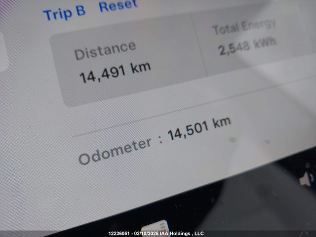 7SAYGDEE5RF990638 Tesla Model Y