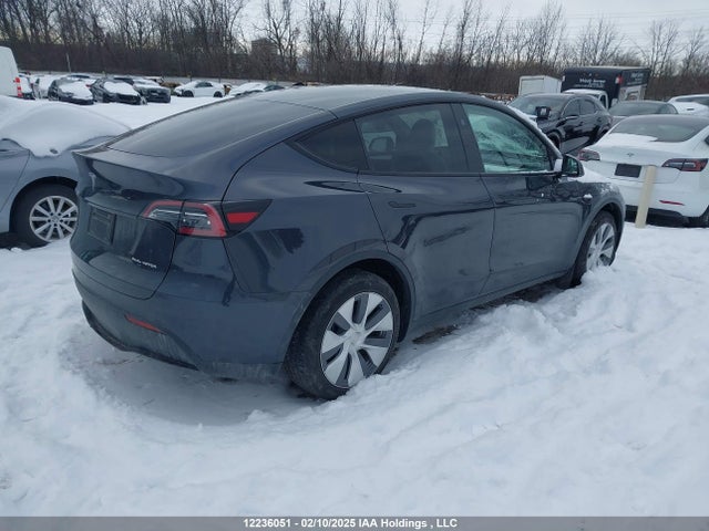 7SAYGDEE5RF990638 Tesla Model Y